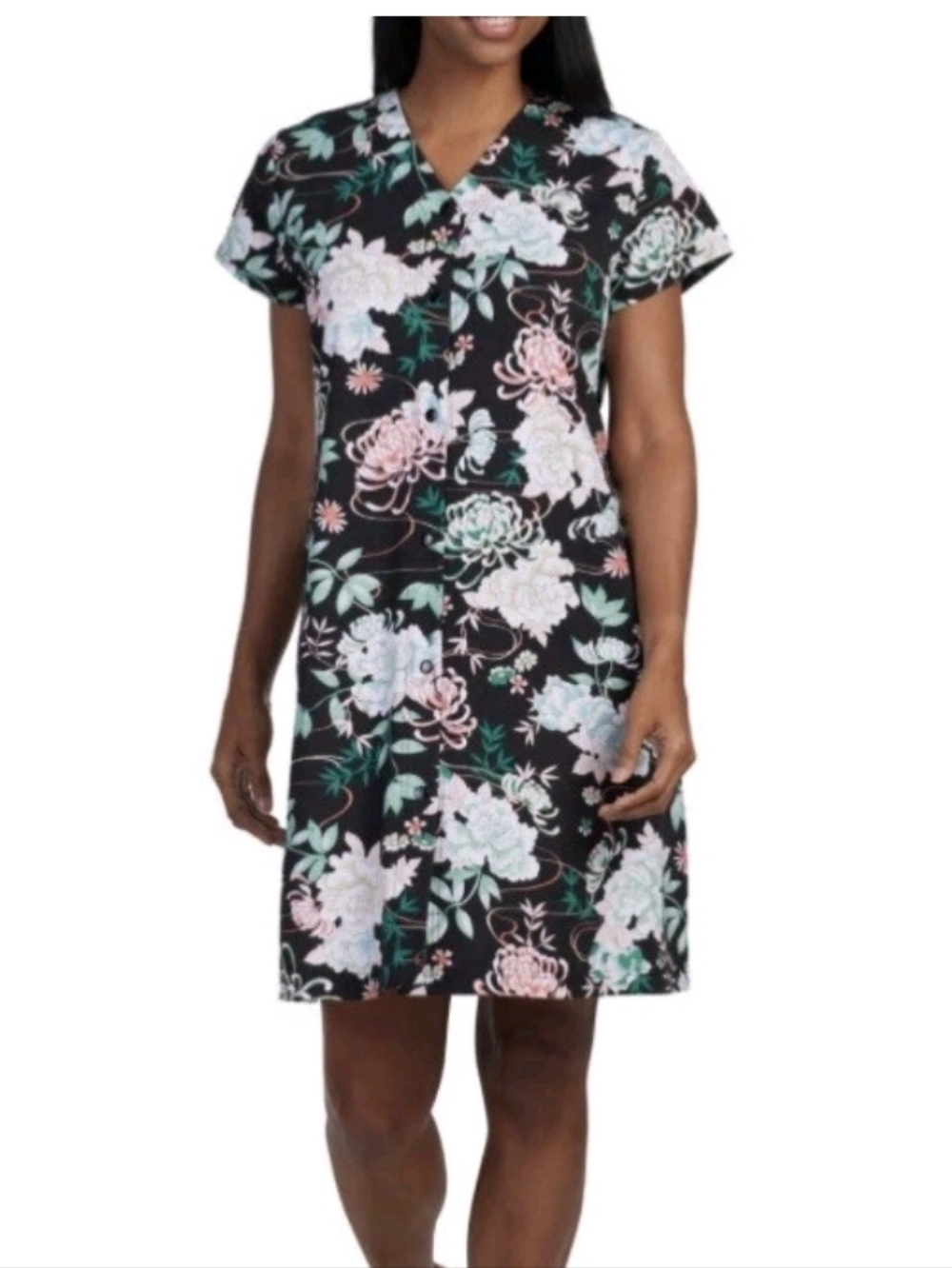 Miss Elaine Black Floral V-Neck Short Sleeve Robe Or House Coat In XL & Small